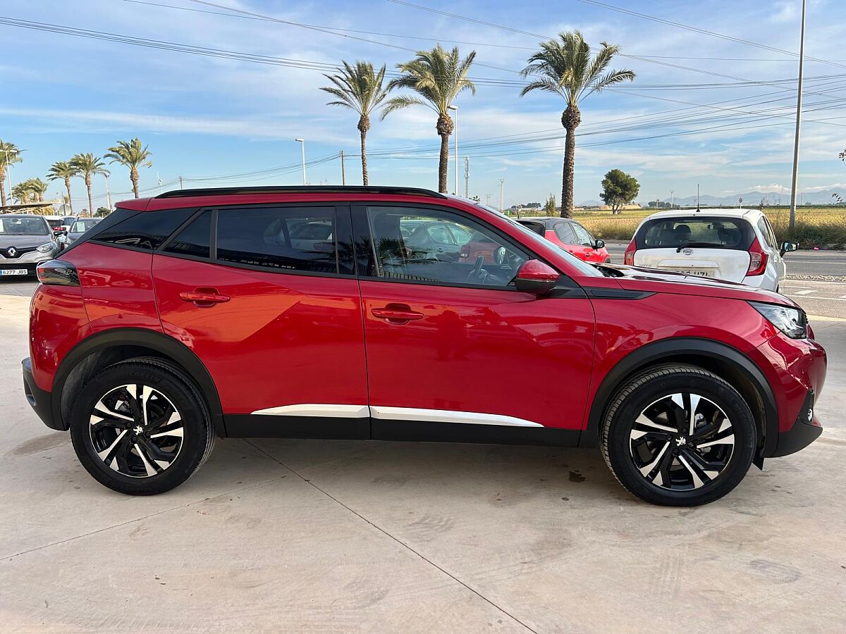 PEUGEOT 2008 ALLURE 1.2 E-THP AUTO SPANISH LHD IN SPAIN 16000 MILES SUPERB 2021